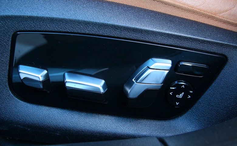 BMW 730