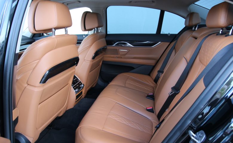 BMW 730