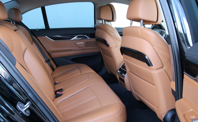 BMW 730