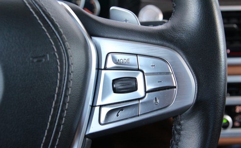 BMW 730