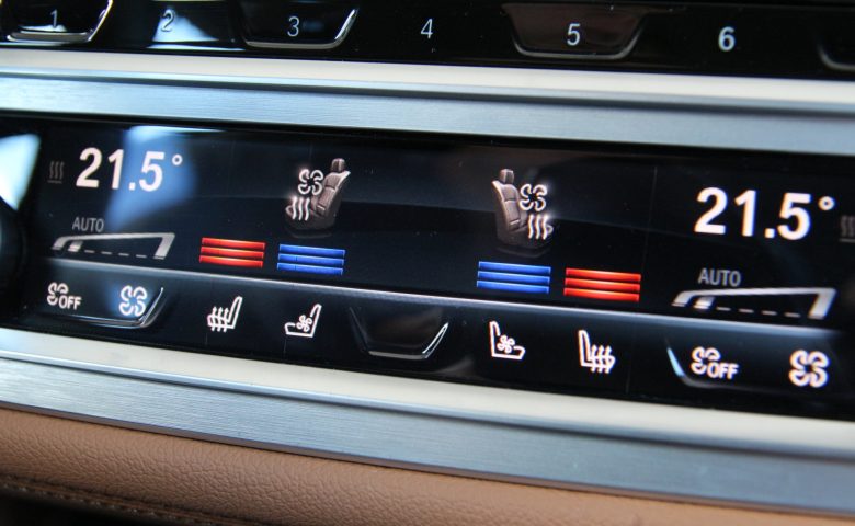 BMW 730