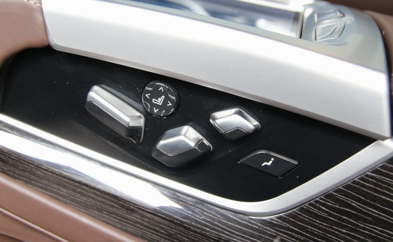 BMW 760