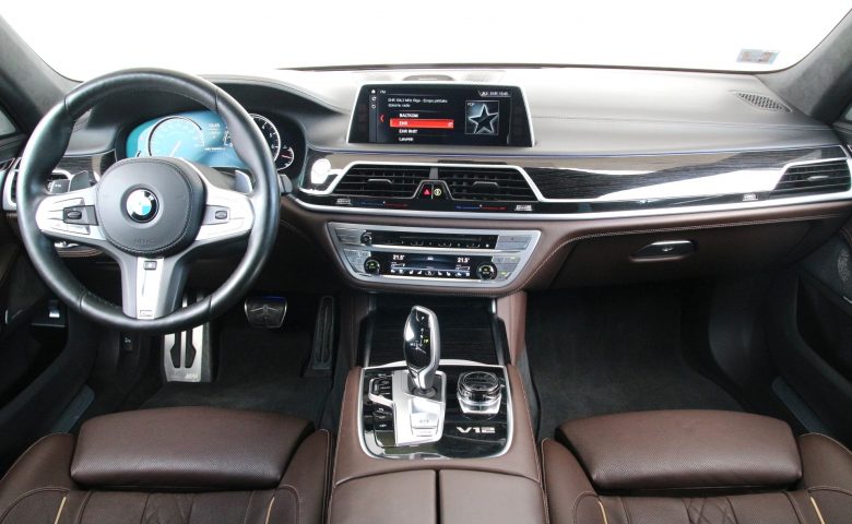BMW 760