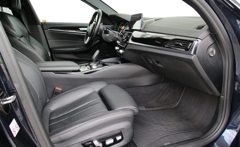 BMW 525