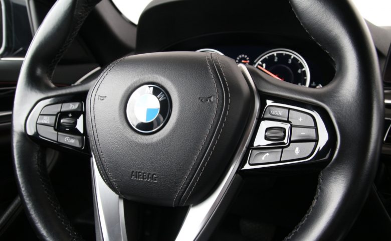 BMW 525