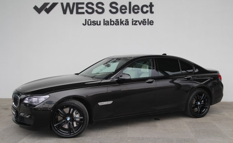 BMW 750