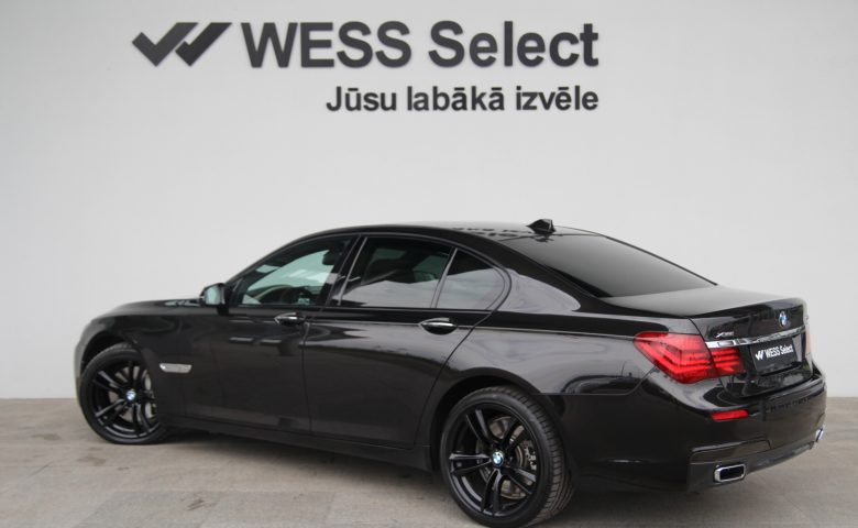 BMW 750