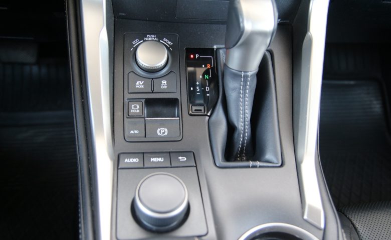 Lexus NX300h