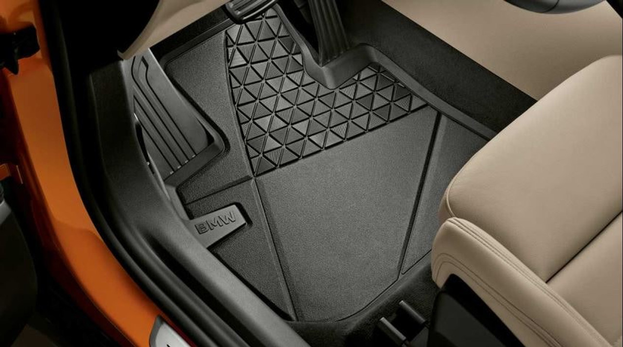 Melni priekšējie gumijas paklāji BMW X1