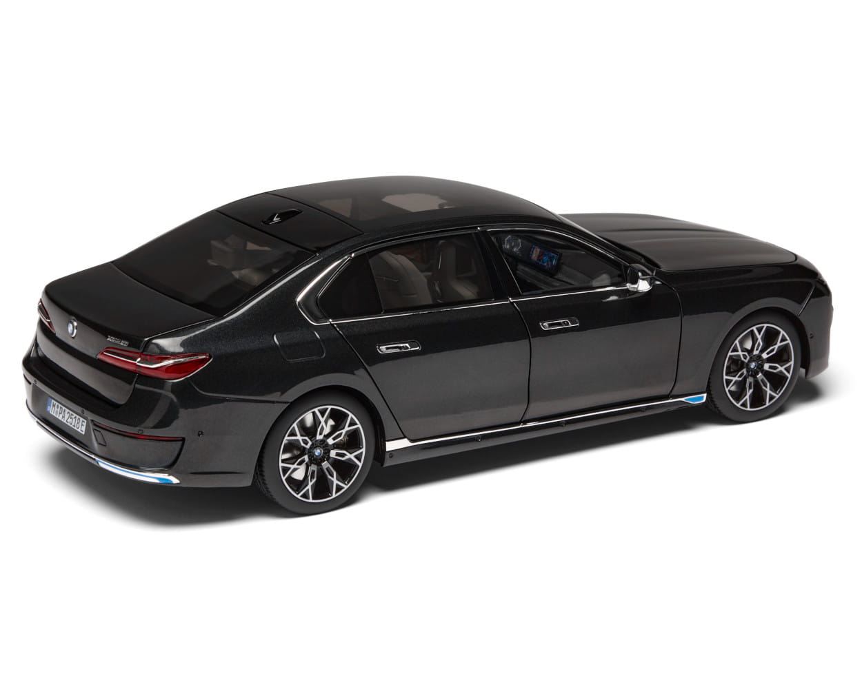 BMW I7 G70 miniatūra 1:18