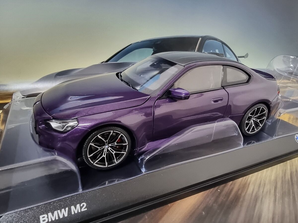 BMW M2 G87 miniatūra 1:18